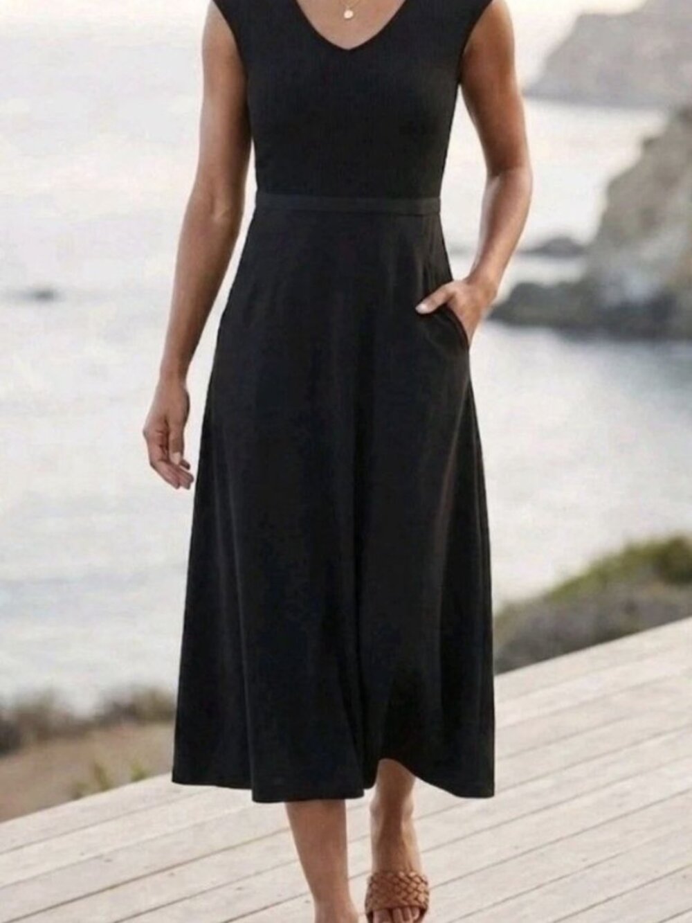 Gorgeous ATHLETA Ryder Dress Solid Black Sz XL Ret $129 NWT